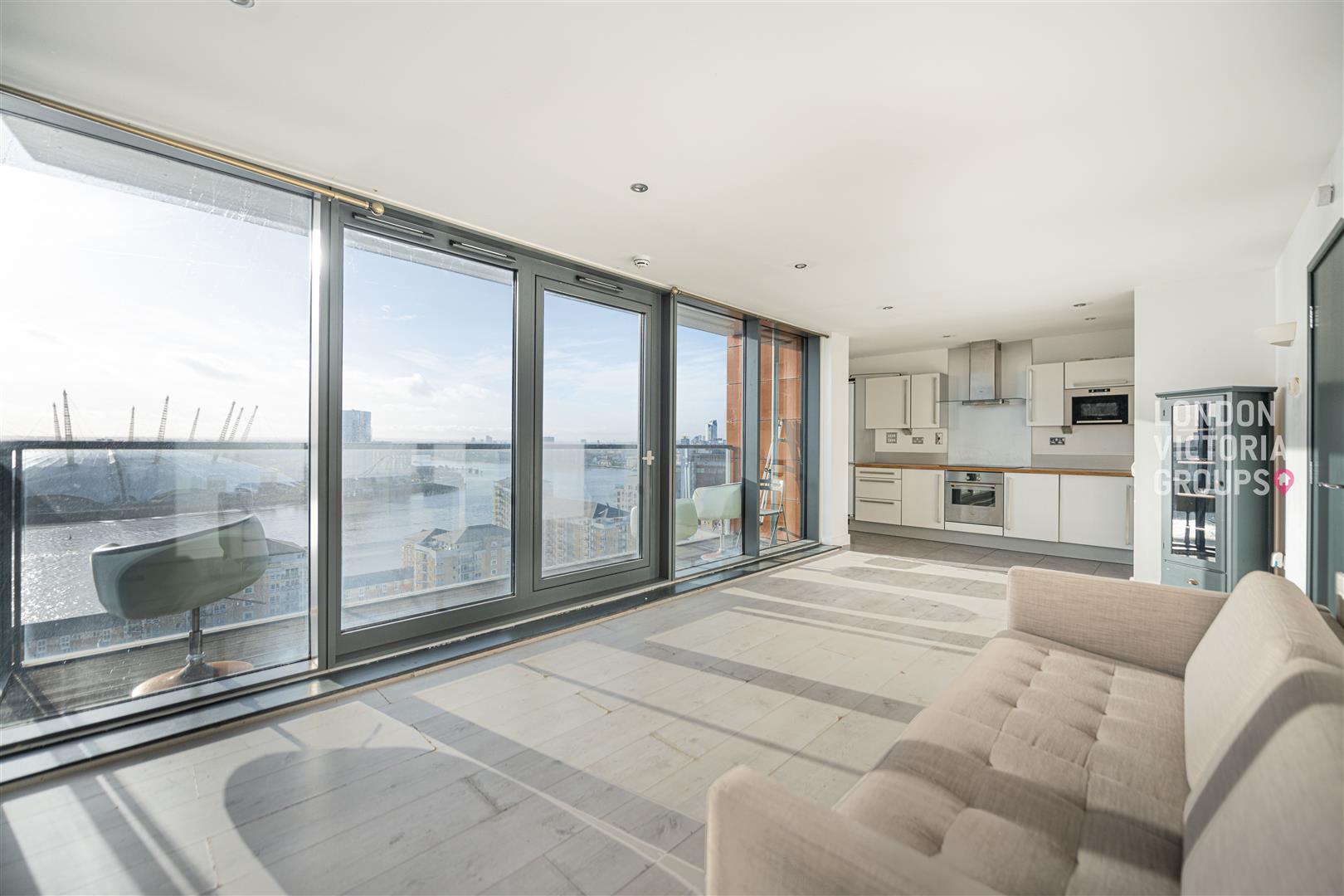 2 bed property in Neutron Tower, 6 Blackwall Way, London